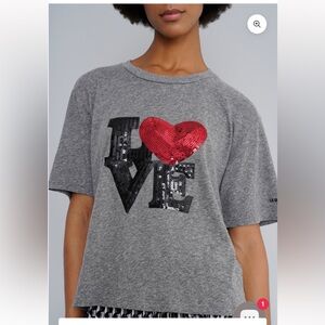 LE SUPERBE
LOVE T-SHIRT
NWT sz S $110